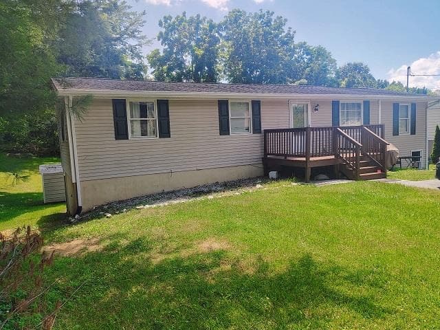 655 School Lane, Christiansburg, VA