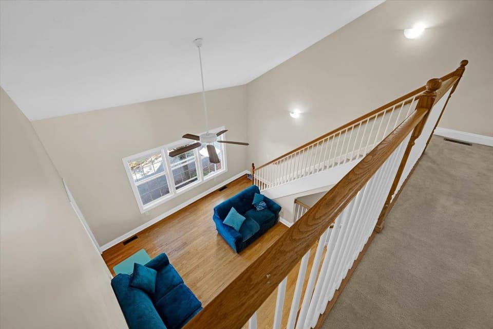 940 Oaktree Boulevard, photo 5 of 30