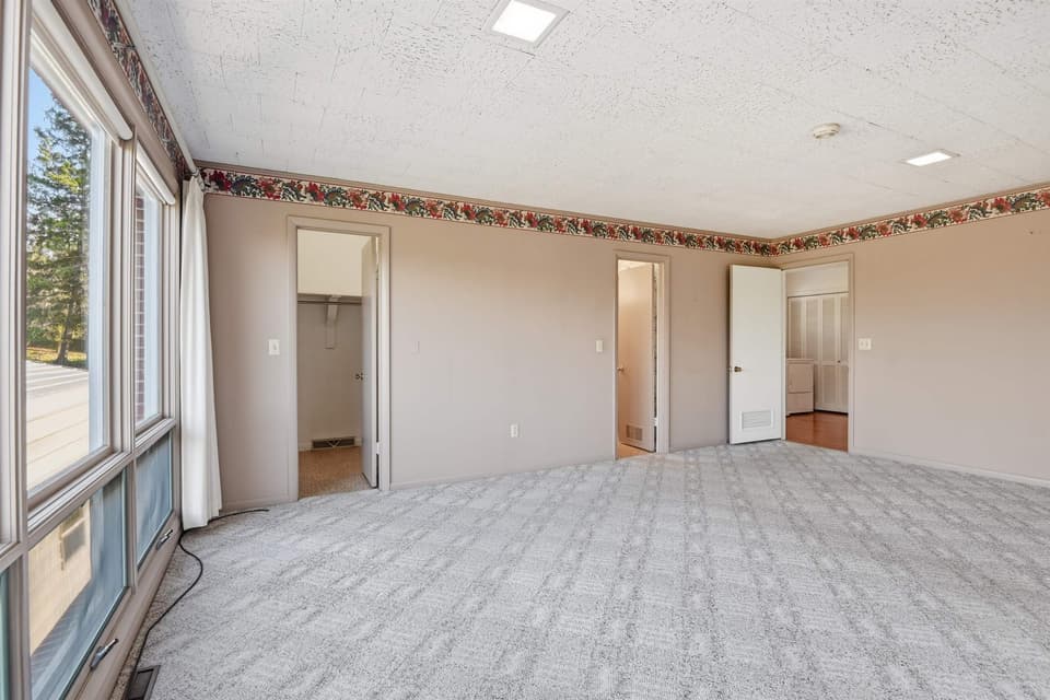 280 Cheverly Drive, photo 17 of 40