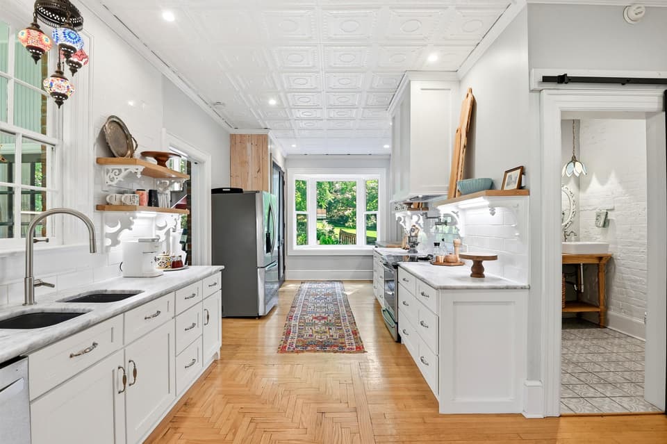 1800 Depot Street NE, photo 17 of 40