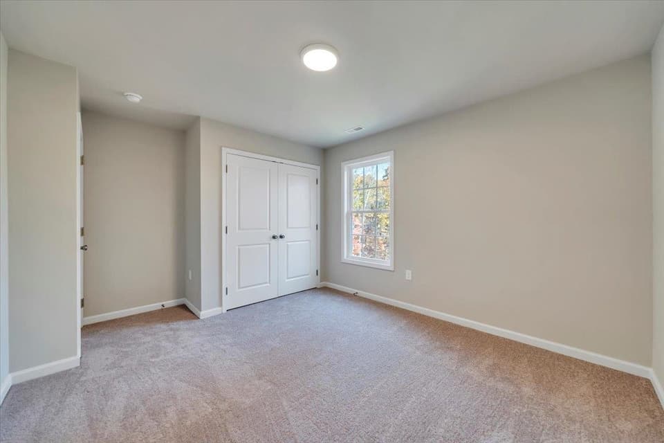 1555 Kensington Way, photo 32 of 38