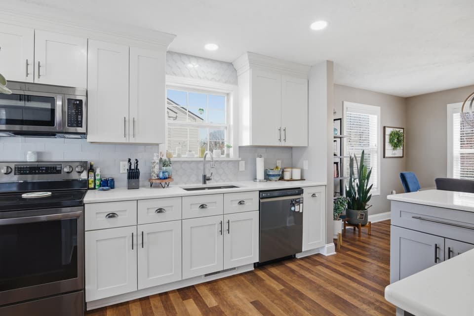 265 Robert Street, photo 11 of 40