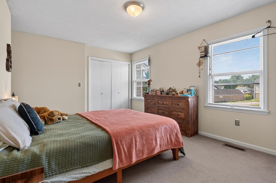 630 Cambria Street NW, photo 17 of 28