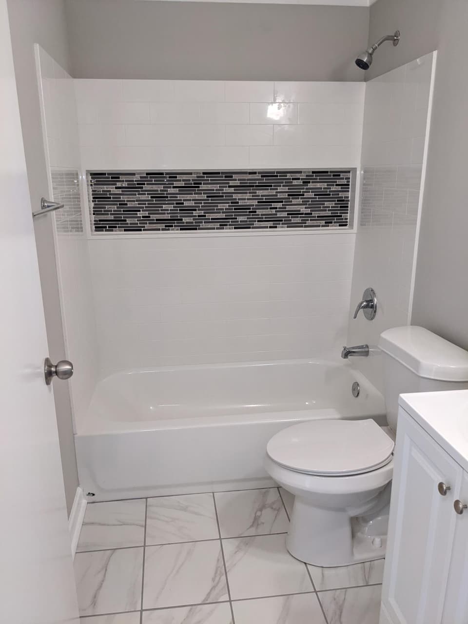 1370 Wall St, photo 22 of 38