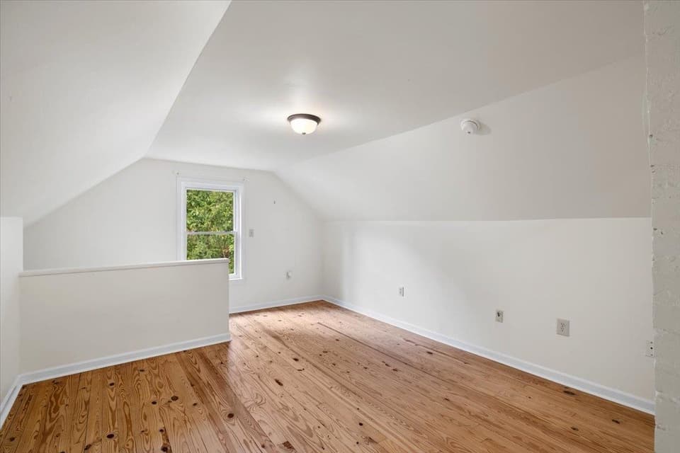 1008 Rock Road E, photo 15 of 27
