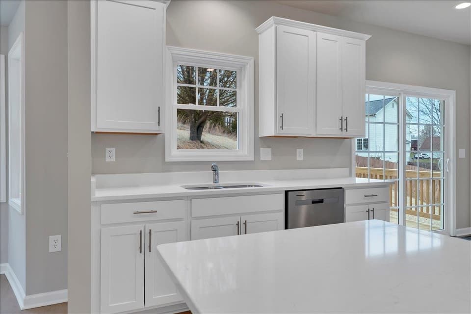 1585 Kensington Way NW, photo 16 of 40