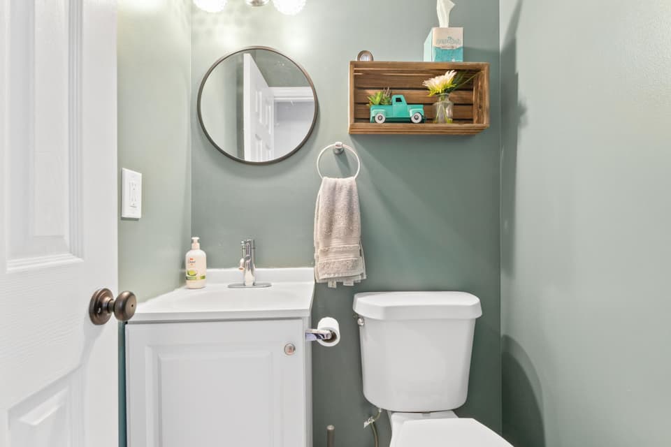 1637 York Drive, photo 15 of 24