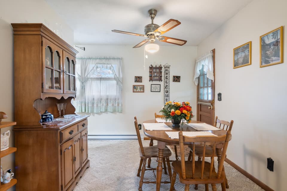 1190 S Franklin Street, photo 13 of 40