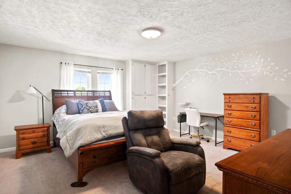 175 Darci Drive SE, photo 14 of 34