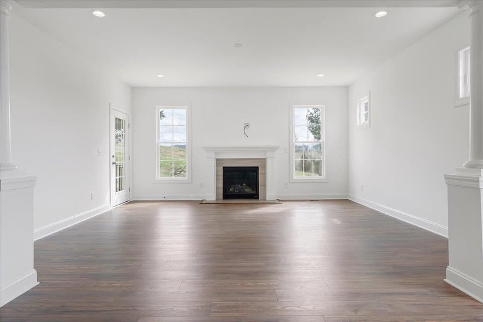 1027 Round Meadow Drive, photo 14 of 40