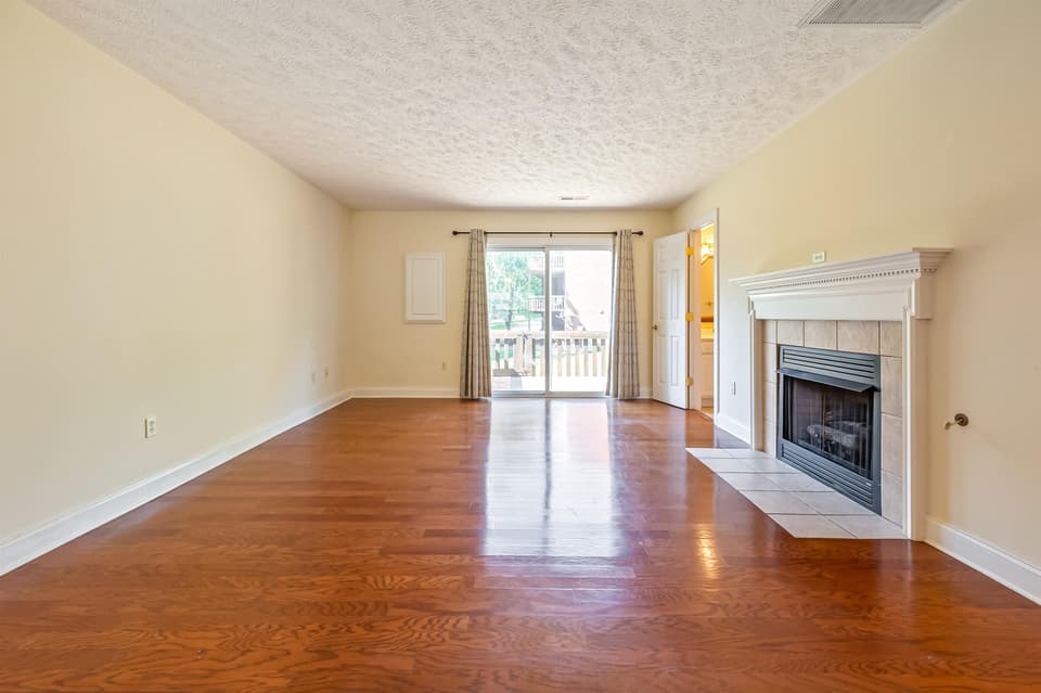 120 Blue Leaf Drive, photo 17 of 40