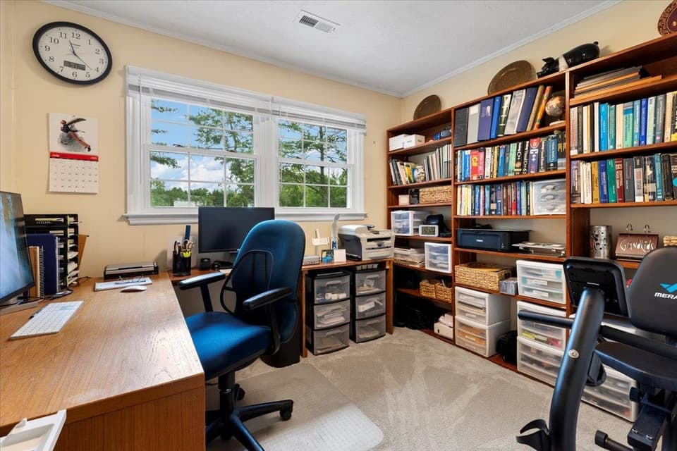 340 Walters Drive, photo 33 of 40