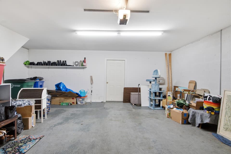 475 Silver Leaf Drive, photo 26 of 34