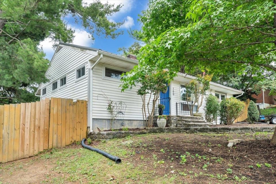 100 Roseland Drive SW, photo 32 of 35