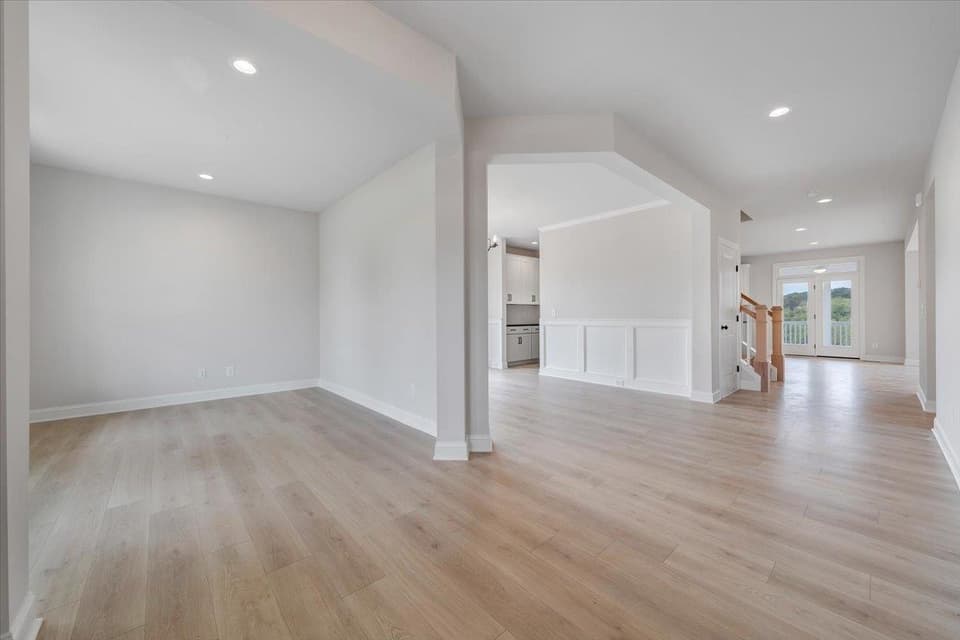 974 Round Meadow Drive, photo 5 of 40