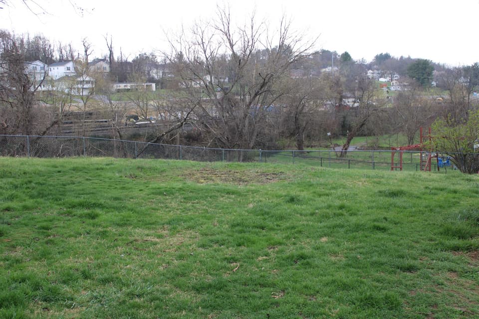 1245 Montgomery Street, photo 7 of 7