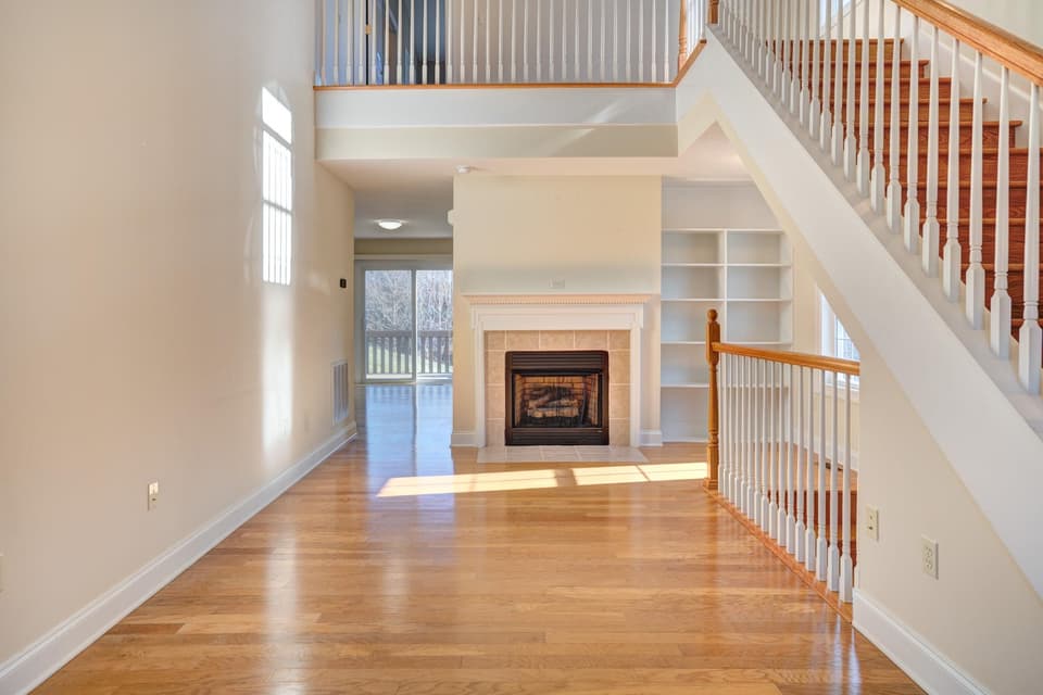 185 Blue Leaf Drive, photo 12 of 40