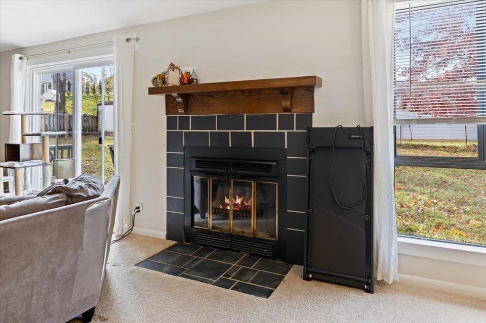 625 Curtis Drive, photo 12 of 32