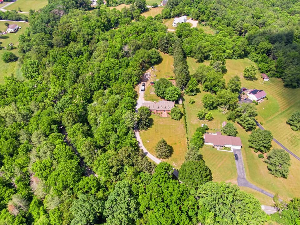 4299 Piney Woods Road, photo 7 of 40