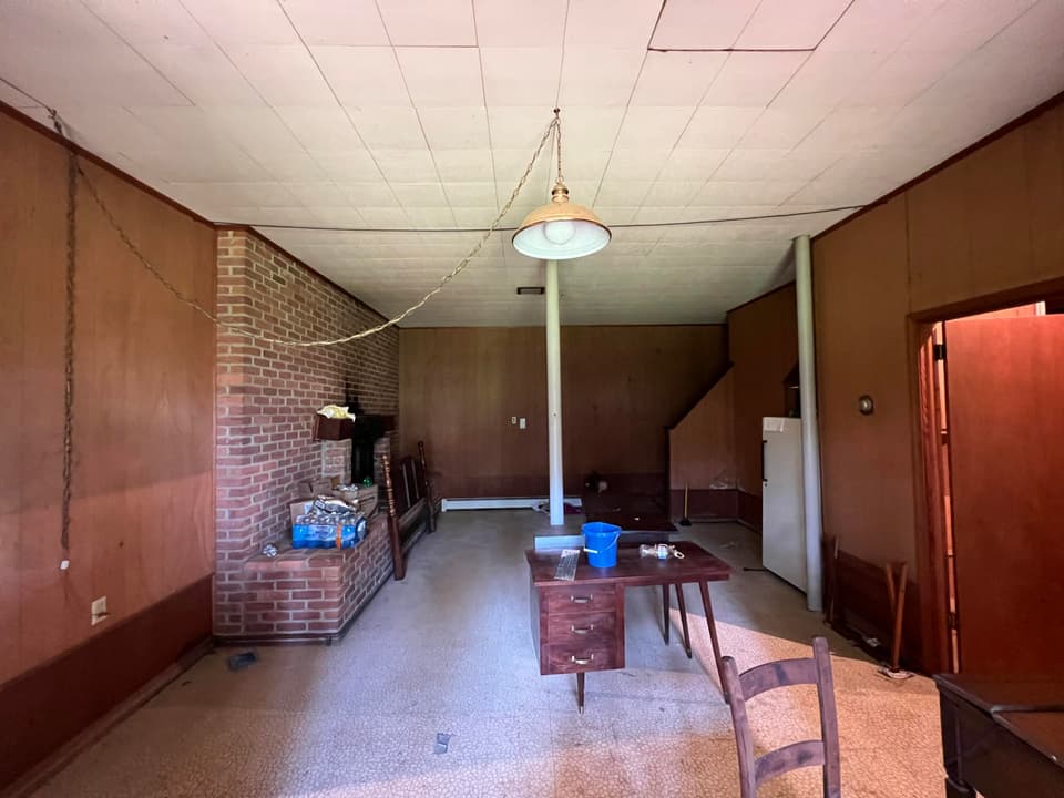 410 Dogwood Ln, photo 12 of 20