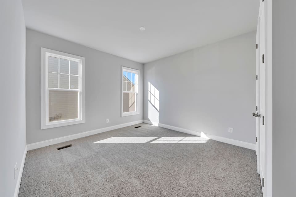 984 Round Meadow Drive, photo 4 of 39