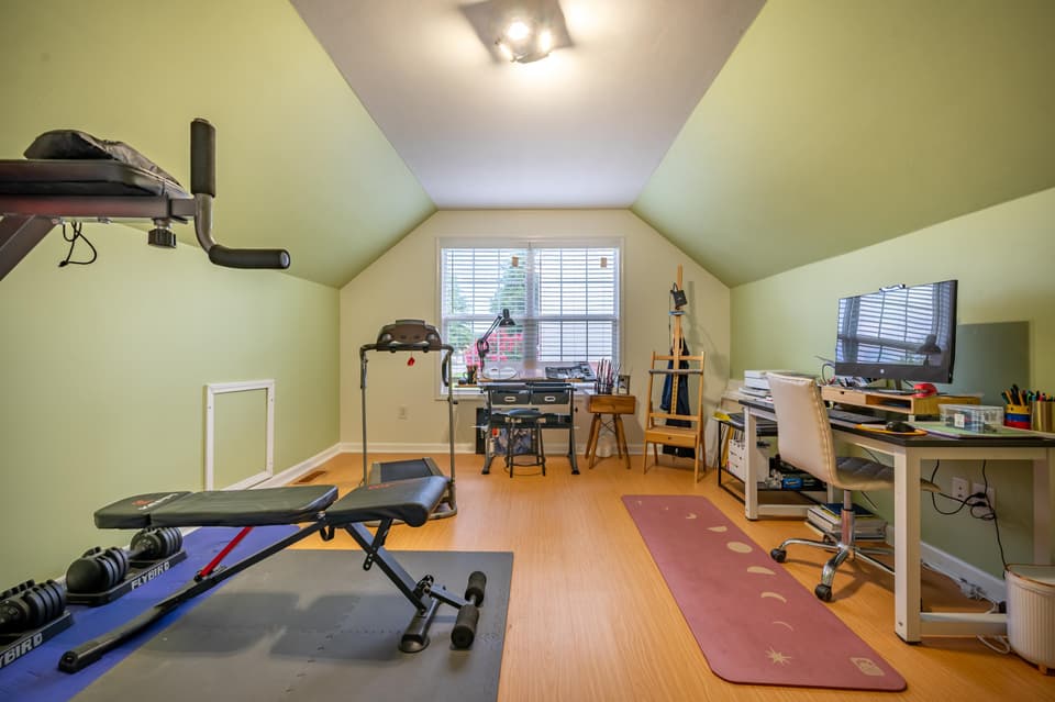435 Majestic Drive, photo 13 of 26