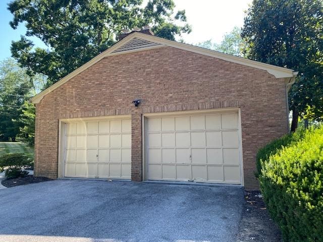 505 Southview Terrace, photo 7 of 32