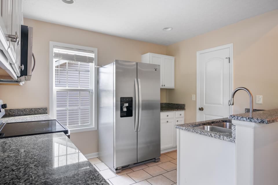 2030 Glade Drive, photo 15 of 32