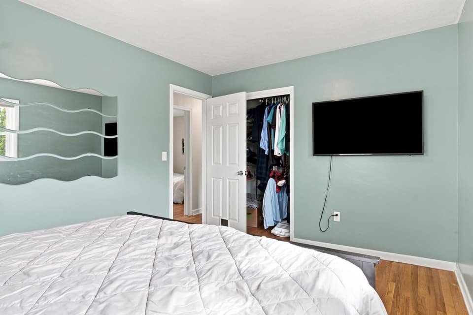 325 Cheverly Drive, photo 22 of 40
