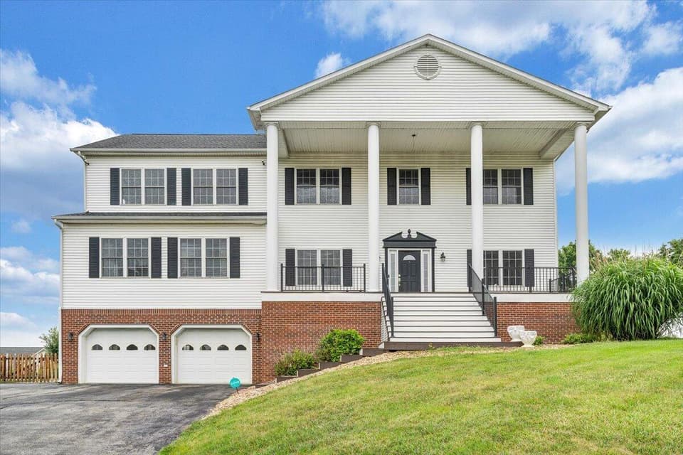 155 Alder Ln NW, photo 4 of 40