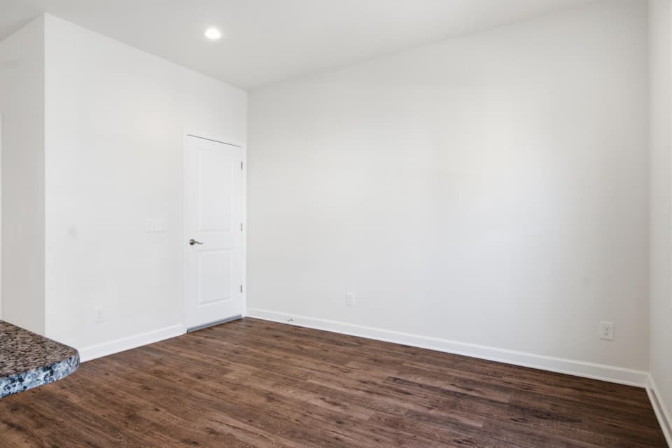 300 Hamilton Avenue NW, photo 20 of 40