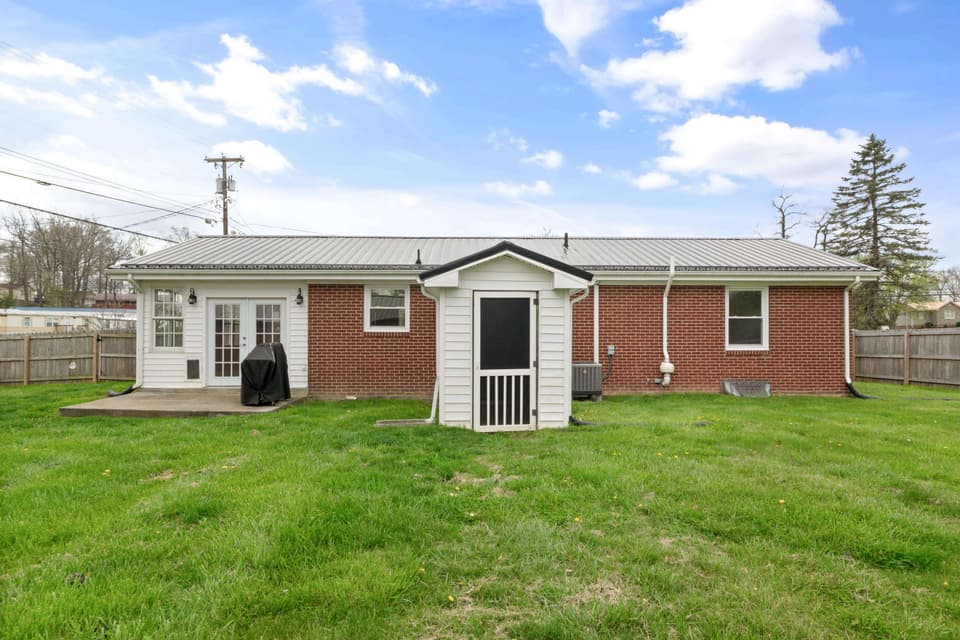 4090 Roanoke Street, photo 39 of 40