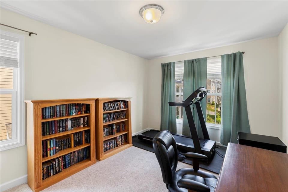 325 John Adams Drive, photo 28 of 40