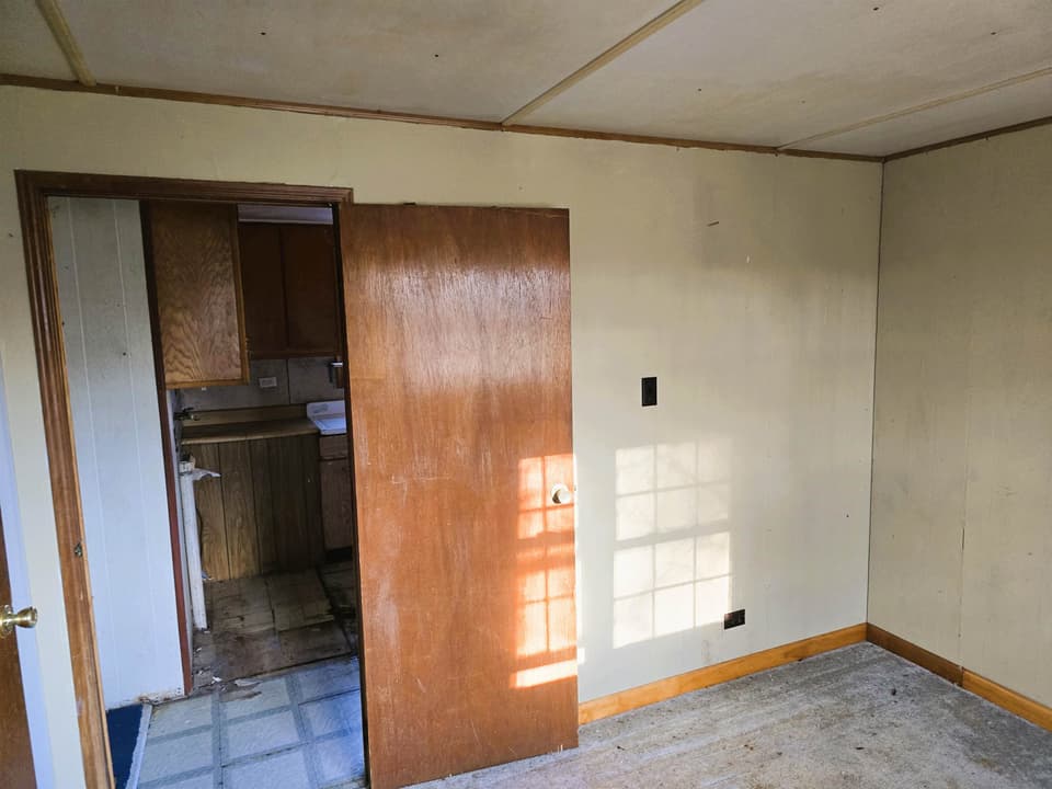 208 Easy Street, photo 25 of 39