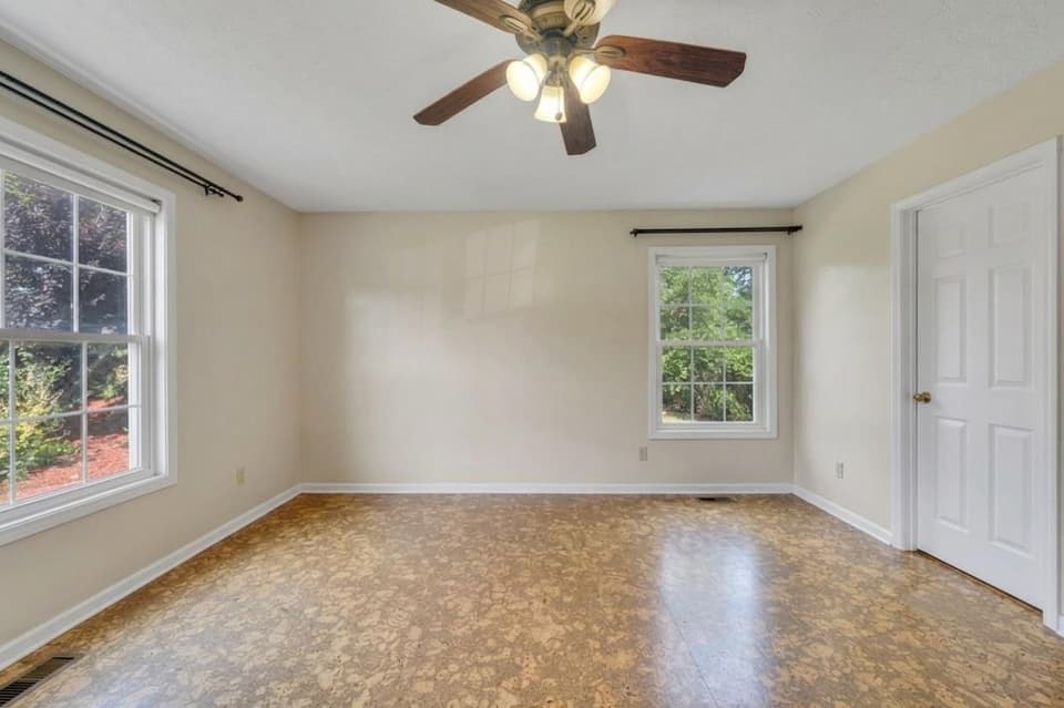 20 Wood Ridge Drive, photo 14 of 40