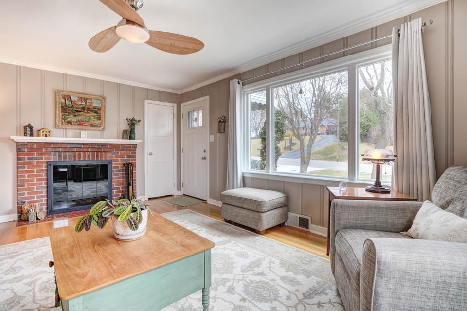 109 Fourth Street, photo 18 of 40