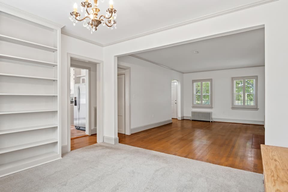 660 W Main Street, photo 24 of 40
