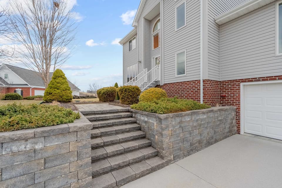 160 Spring Buck Lane, photo 4 of 40