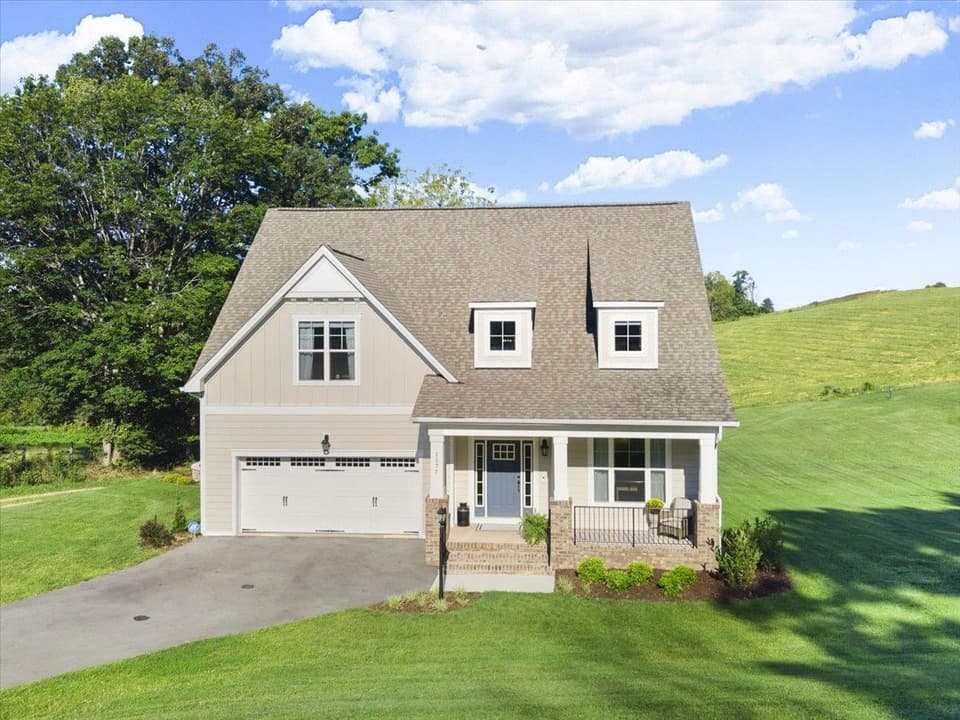 1177 Round Meadow Drive, Christiansburg, VA
