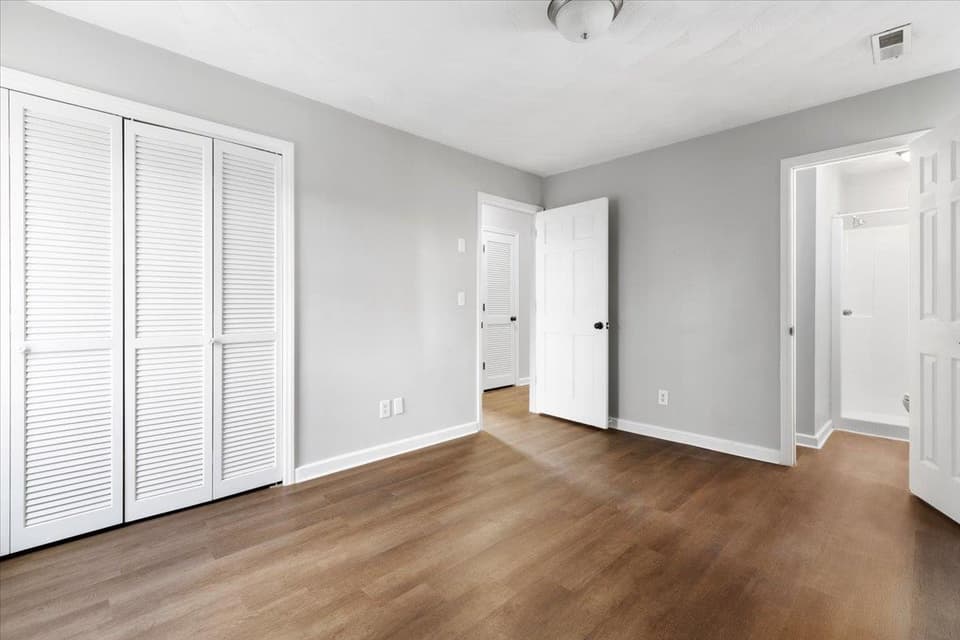 2642 Beulah Lane, photo 13 of 32