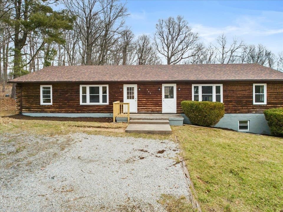 435 Teel Street, Christiansburg, photo 2