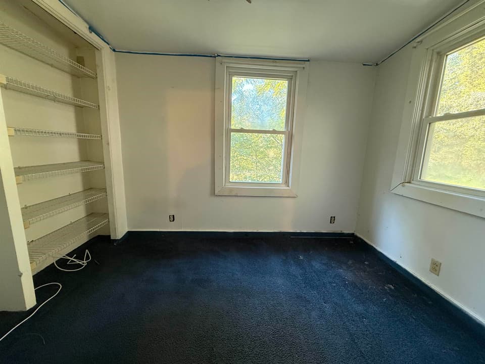 945 Montgomery Street, photo 25 of 31