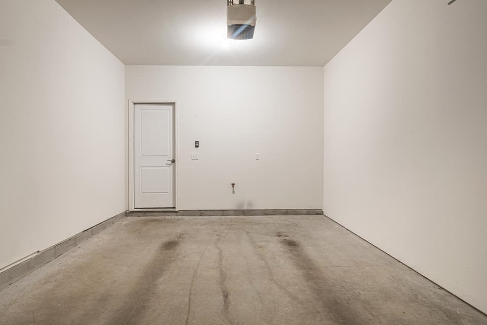 215 Hamilton Avenue NW, photo 24 of 40