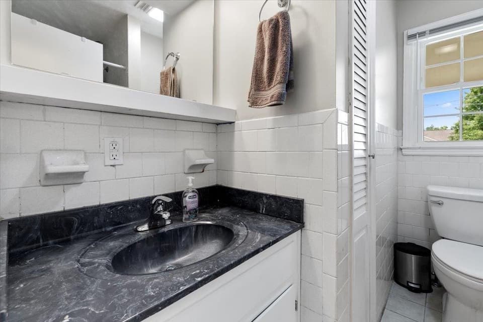 340 Walters Drive, photo 24 of 40