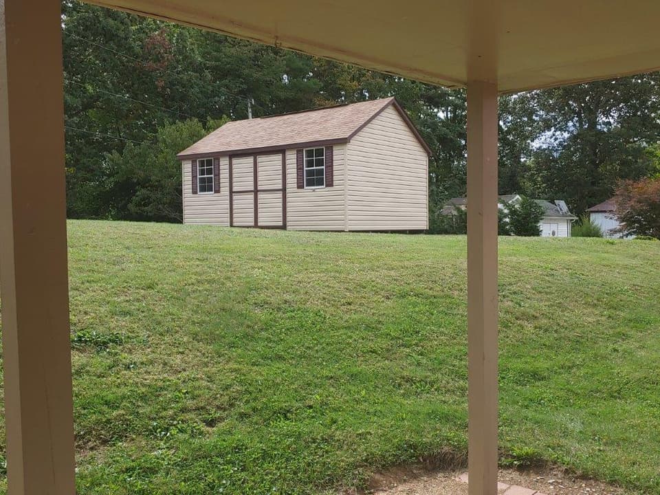 4585 Roanoke St, photo 12 of 40