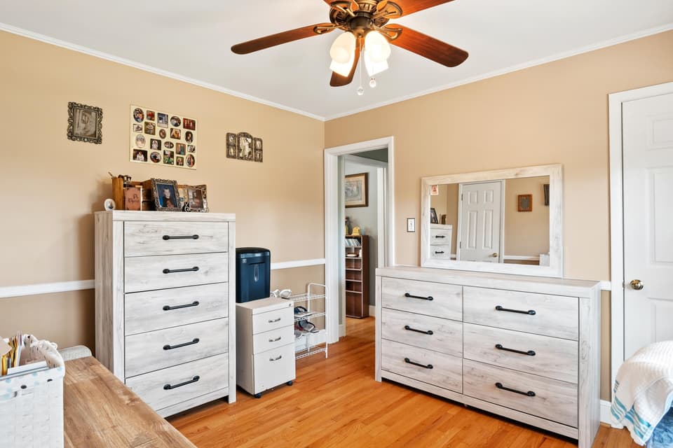 106 Roseland Drive, photo 21 of 39