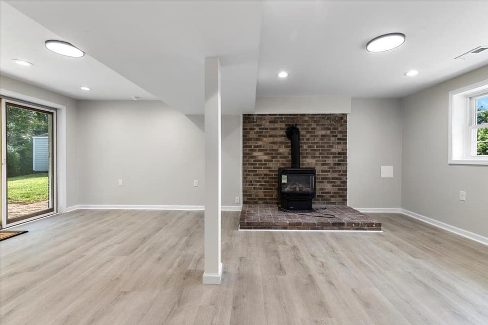 325 Mulberry Drive, photo 25 of 40