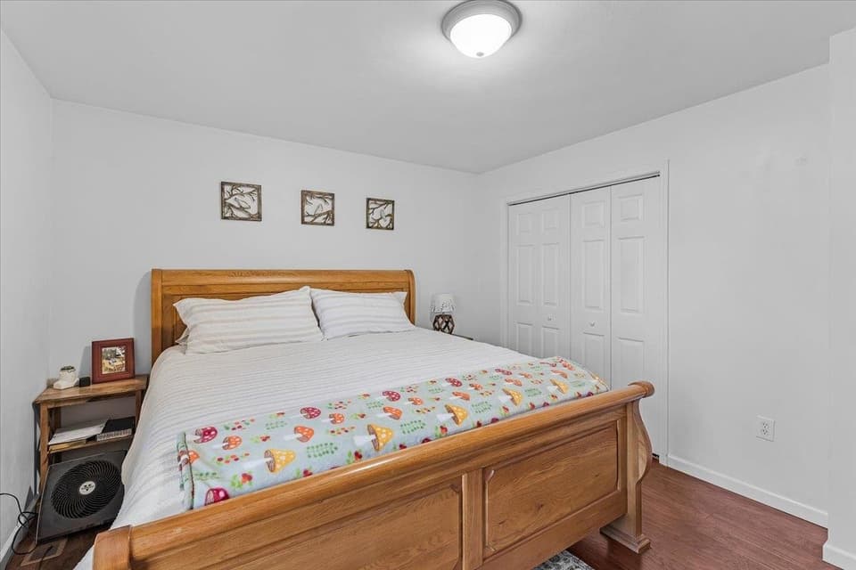 740 Independence Boulevard, photo 18 of 40