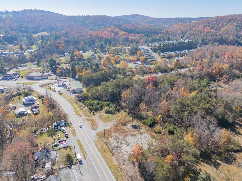 3713 Radford Road, photo 17 of 27