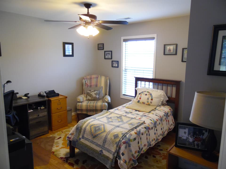 635 Keystone Drive NW, photo 17 of 22
